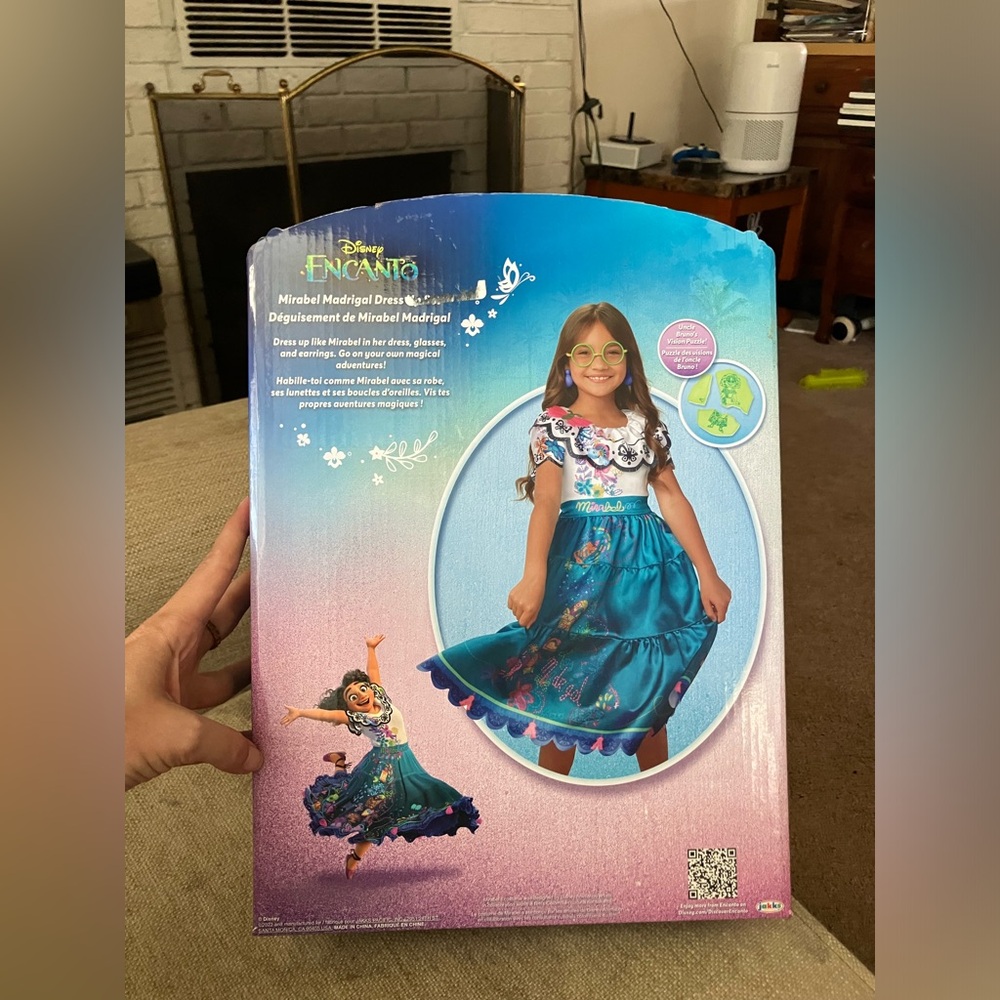 Disney encanto mirabel outfit and accessories - Picture 5 of 6
